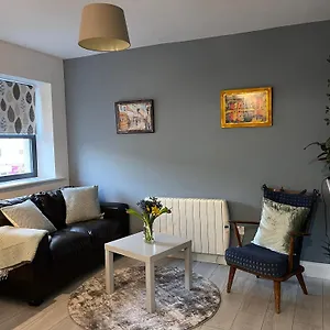 Woodquay Mews Apartment